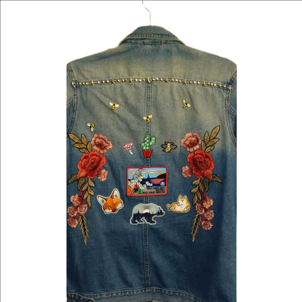 West Coast Chic: The Ultimate Ladies' Jean Jacket with Patches, Studs, and Bees
